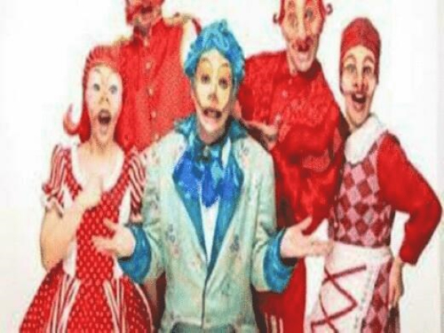 ההם בצד השני הצגת ילדים, לגדול